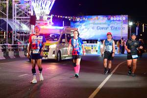 BIB: 
                            <button type="button" onclick="openModal(23431040)" class="btn btn-primary btn-sm float-right btn-popup" data-toggle="modal" data-target=".modal-high-quality">
                        <i class="fas fa-shopping-cart"></i> Add to Cart
                    </button>
                                            <button type="button" onclick="isThisMe(23431040, true)" class="btn btn-success btn-sm float-right btn-popup btn-isme hidden" data-toggle="tooltip" data-placement="bottom" title="นี่คือรูปของคุณใช่ไหม คลิกที่นี่เพื่อเอาเข้าอัลบั้ม">
                        <i class="fas fa-plus"></i> Add to album
                    </button>
                    <button type="button" onclick="isThisMe(23431040, false)" class="btn btn-warning btn-sm float-right btn-popup btn-isnotme hidden">
                        <i class="fas fa-ban"></i> Remove from album
                    </button>